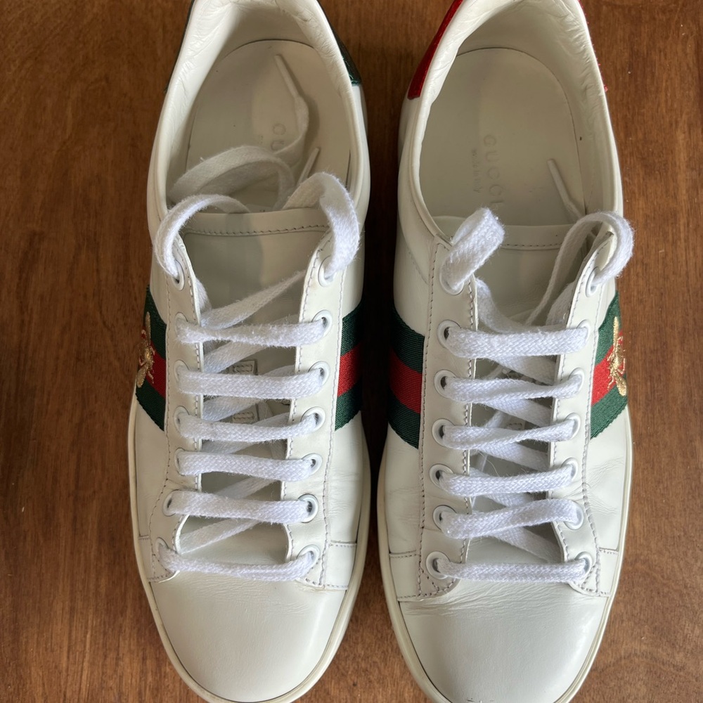 Gucci White Sneakers with Green and Red Stripes - Picture 7 of 12